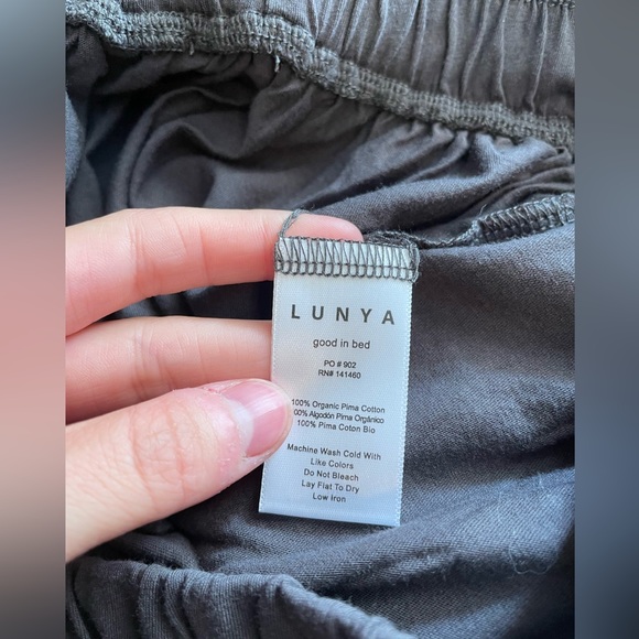 Lunya Organic Pima High Rise Shorts large - Picture 5 of 5